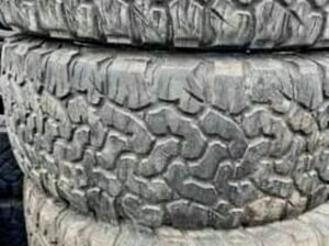 305/65R18