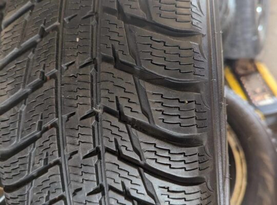 225 65R17 Nokian Snow Tires