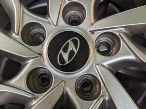 225/60r17 prilli snow tires on Hyundai rims