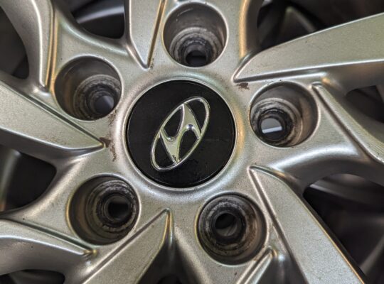 225/60r17 prilli snow tires on Hyundai rims