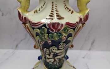 Majolica Cherubs Urn Vase Putti Grapes Vintag