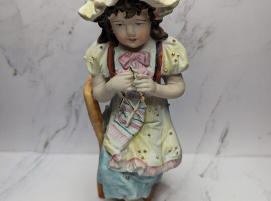 Girl on chair Figure
