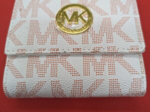 White/Gold Mk Wallet