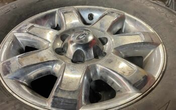 Used Set of 275/70r18 Firestone snow tires on
