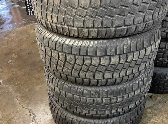 Set of 275/55r20 snow tires on dodge Ram rims