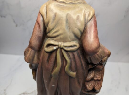Old Woman Figure (Peach)