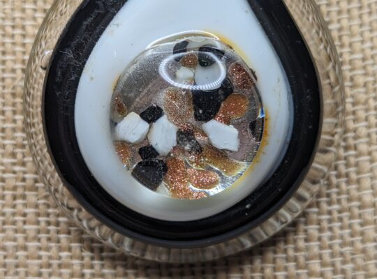 Necklace Black n White