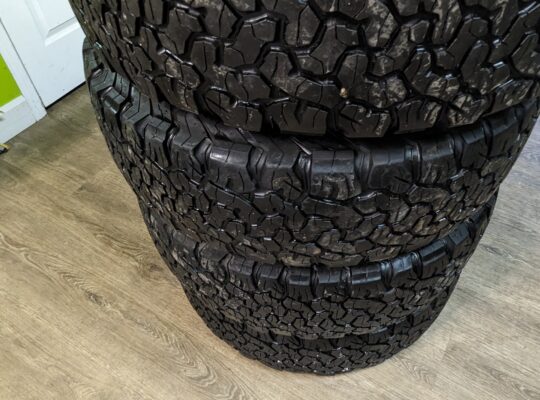 245/70R17 BFG KO2 Tires on Jeep Rims
