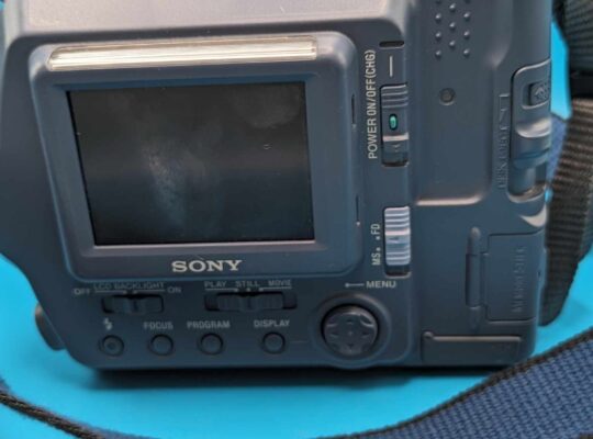 Sony MVC-FD100