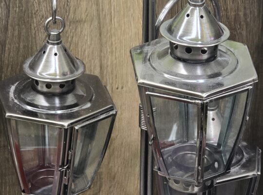 Outdoor lantern