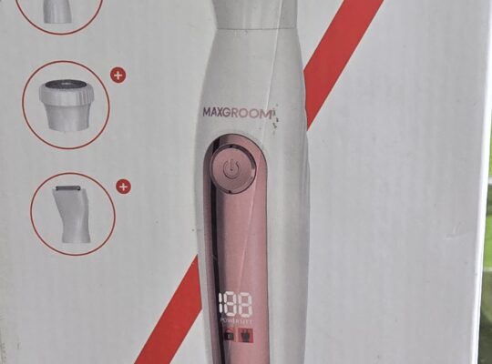 4-in-1 electric body groomer